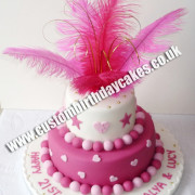 Feathers Sprays Cake